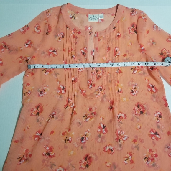Orange Flowers Blouse - Picture 4 of 5